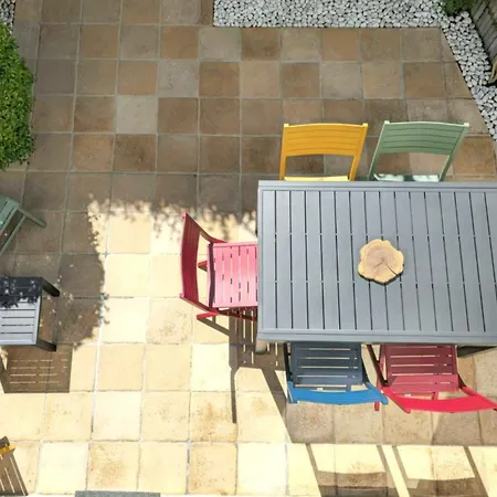 Maison Charmante A Avec Piscine Partagee *