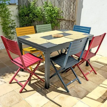 Maison De 2 A Sur A 900 M De La Avec Piscine Partagee Jardin Clos Et Wifi * Vaux-sur-Mer