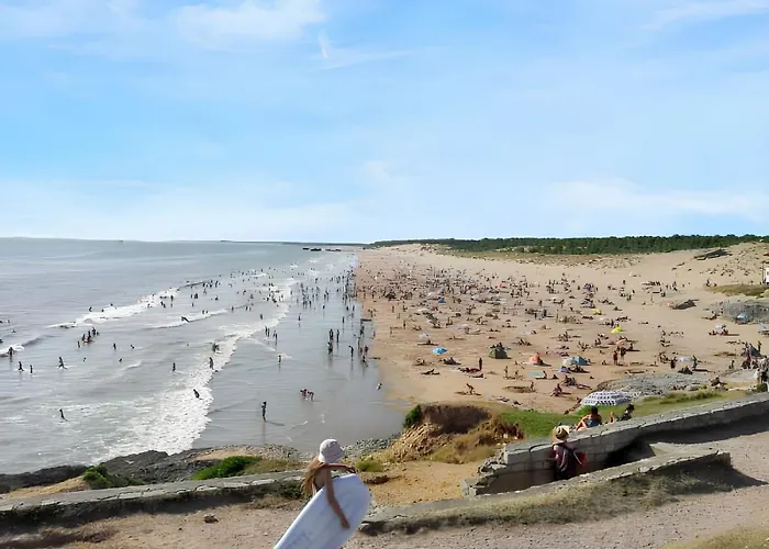 Maison Charmante A Avec Piscine Partagee 福克斯索梅尔